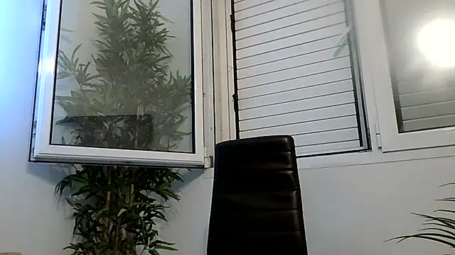 yanick931 – webcam-show