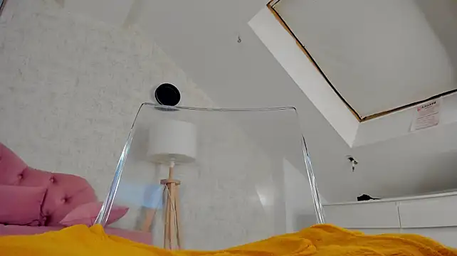Chat +18 de miaamorx ao vivo
