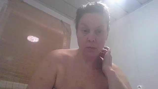 fulloferotic live XXX chat