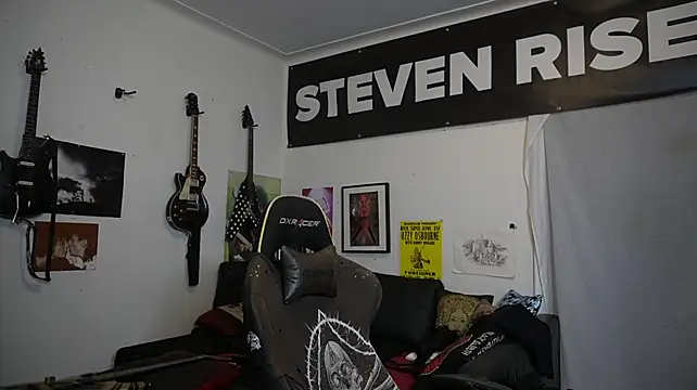 Živý XXX chat StevenRiseNYC