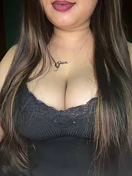Curvy_Angle 即時 XXX 聊天