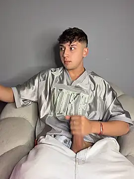 OLIVER_K XXX чат на живо