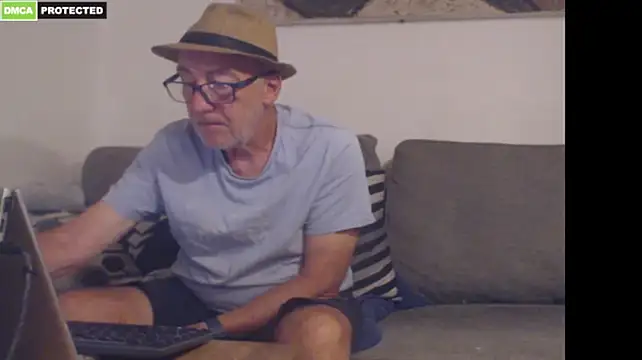 bluedae1's Webcam Show
