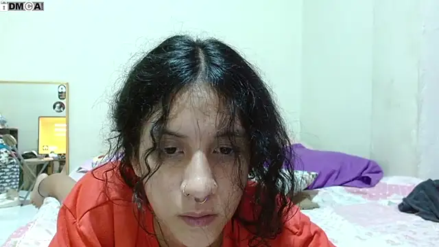 XXX chat uživo modela AlinaWoolf_
