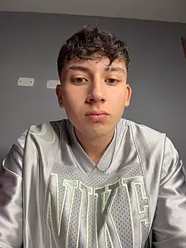 OLIVER_K Pertunjukan Webcam