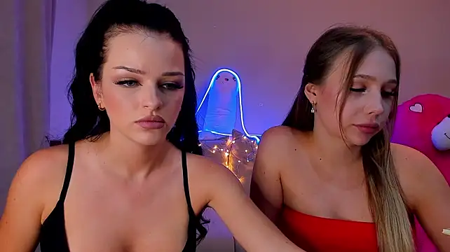 anna_lillian Adlı Modelin Canlı XXX Sohbeti