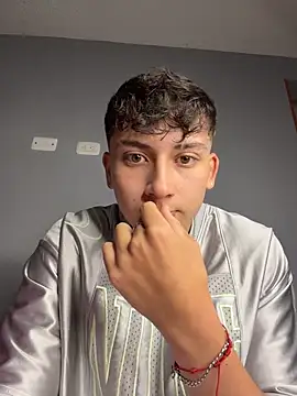 OLIVER_K Live XXX-Chat