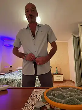 Živý XXX chat DEVILMAN66RM