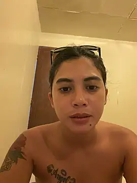 yourfcker_victoria Pertunjukan Webcam