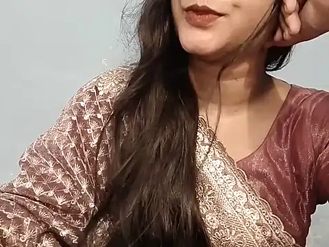 Adhiti_1 即時 XXX 聊天