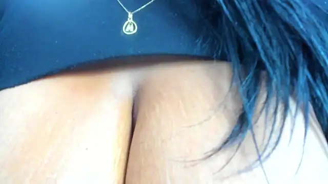 Chat XXX en directo de Ebonybreastvh