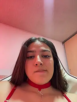 Chat +18 de lili_turner ao vivo