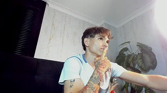 Czat XXX na żywo – ren_flex