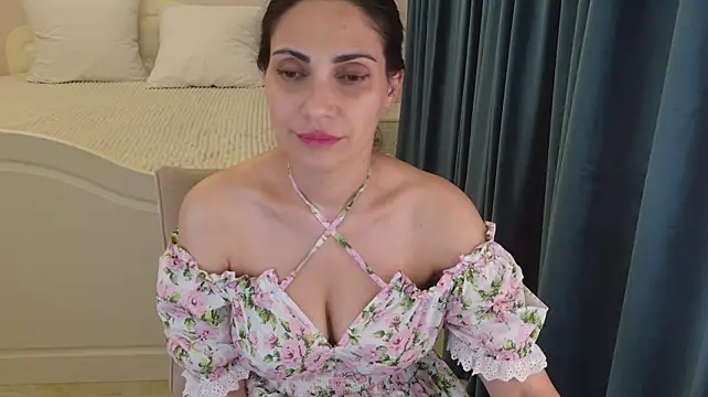 Chat XXX en directo de LovelyBeatrice