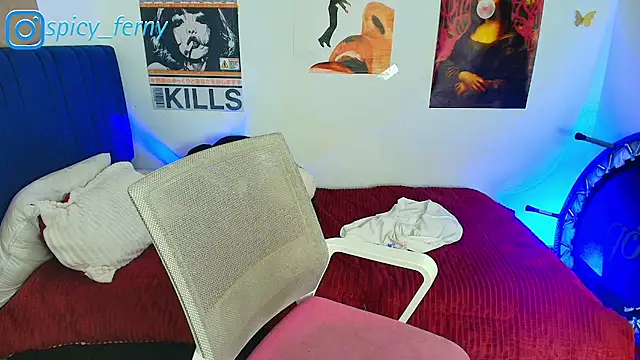 הופעת וובקאם של spicyferny