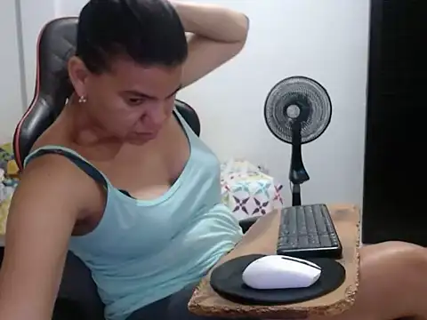 Chat XXX en directo de Adriana_0312