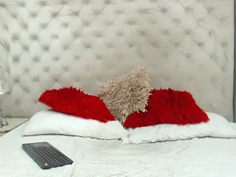 DaniStuart Live XXX-chat