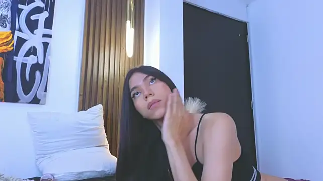 Sara_cutie_: διαδικτυακό σόο υ στην κάμερα