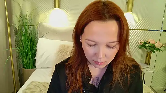 Katie_Ray Chat XXX in diretta