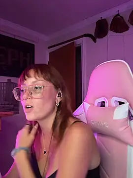 SpaceCowWhore's Webcam Show