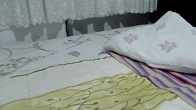 Guiltyyy-Pleasureee Adlı Modelin Canlı XXX Sohbeti