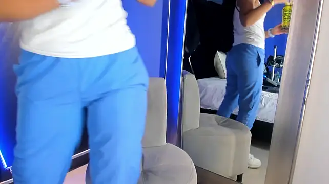 Larabrooks – Naživo XXX chat