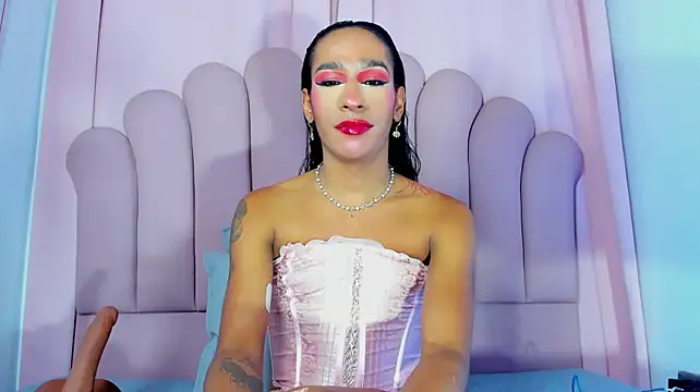 NicoleMadrird Webcam-Show