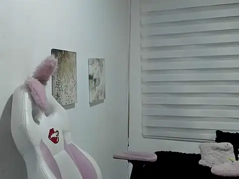 Kir_ely Adlı Modelin Canlı XXX Sohbeti
