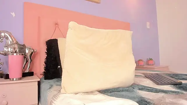 naomy_gyal_ Live XXX-Chat