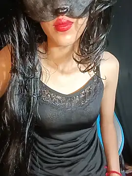 heaven_girl_321 Adlı Modelin Canlı XXX Sohbeti