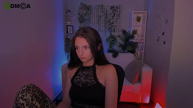 caroline_honeyy's Live XXX Chat