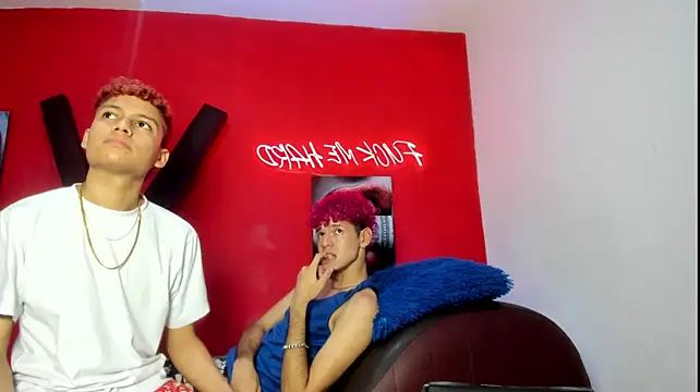 Онлайн чат XXX LOVE_KING1