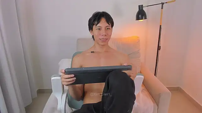 kim_lian21 ওয়েবক্যাম শো