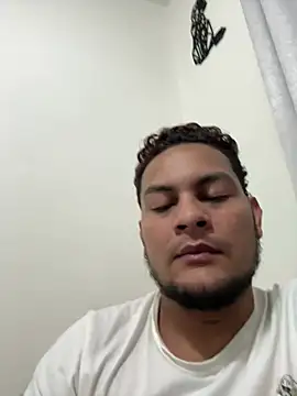 Damon_10 Show Webcam