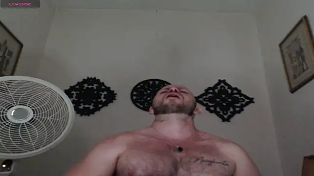 TONY_WHITE_7 Show Webcam