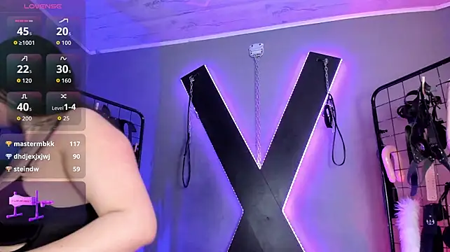 โชว์เว็บแคมของ Alix_miah_BDSM
