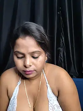 Sexyhina321's Webcam Show