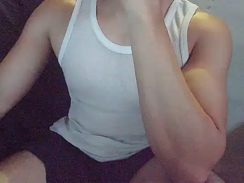 smallcockgrower's Live XXX Chat