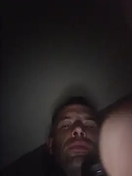 Chat XXX ao vivo de SingingTrunks