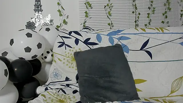 Lala_fluffy 即時 XXX 聊天