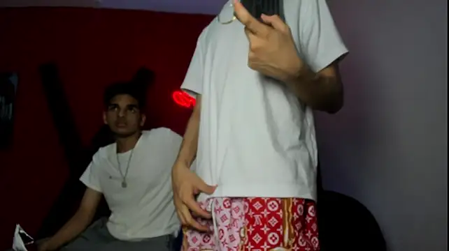 XXX chat uživo modela LOVE_KING1