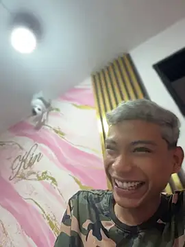 alejo_cute's Live XXX Chat