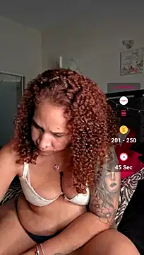Chat +18 de ladycreamypr2 ao vivo