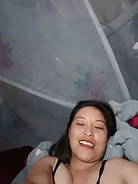 Alice-567's Live XXX Chat