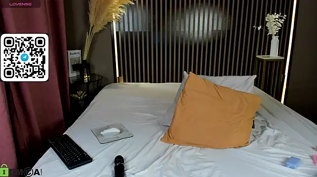 Chatroom XXX en direct de Aly_Alyc