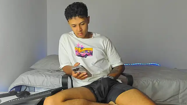 Chat XXX Live _Alex_Colton