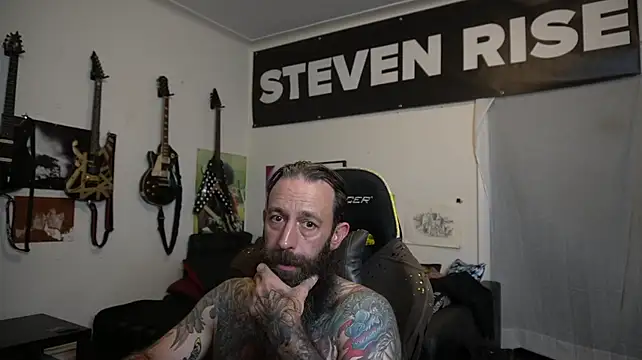 Czat XXX na żywo – StevenRiseNYC