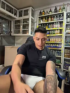 OliverWest04 webcam show