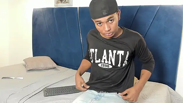 An_fox23's Live XXX Chat