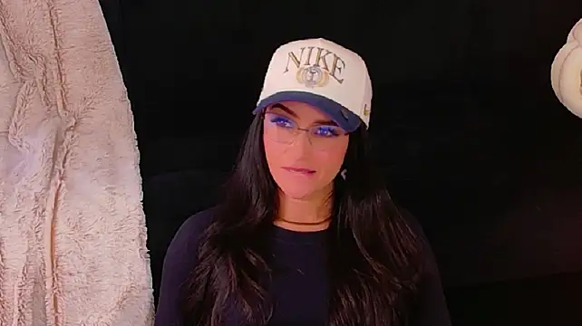 EmmyEvans1 Chat XXX live